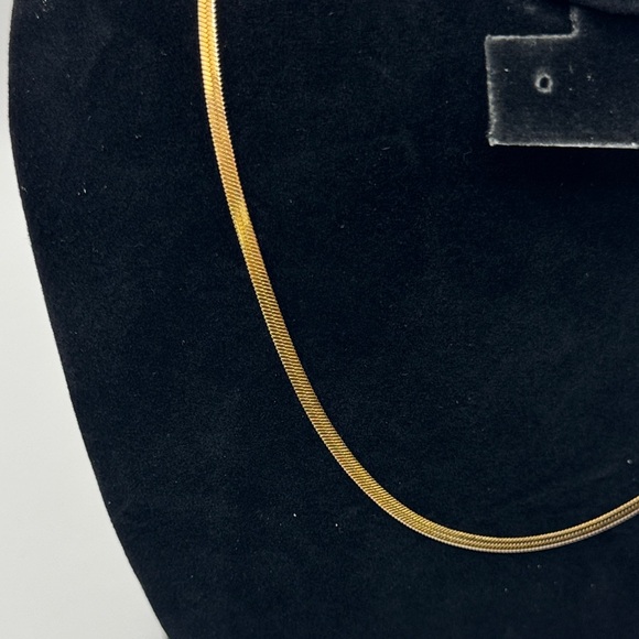 ✨ NEW Adjustable 14kt Gold Over S925 Herringbone Necklace – Elegant & Timeless ✨ - Picture 2 of 3